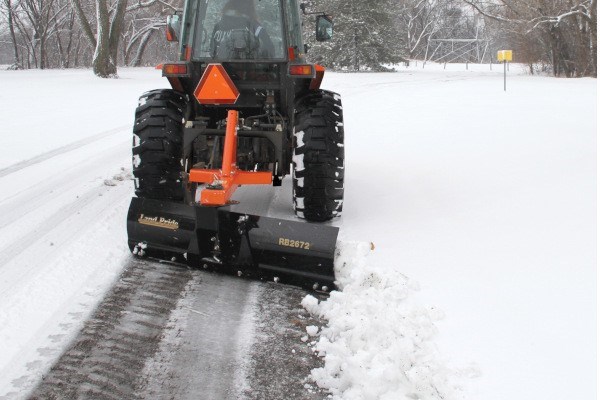 RB26 Series Rear Snow Blades Photo