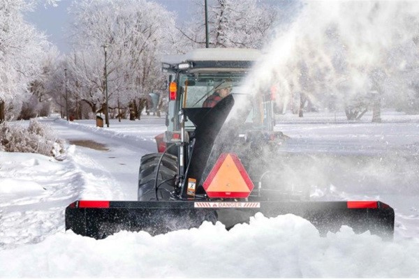 Snow Blowers Photo