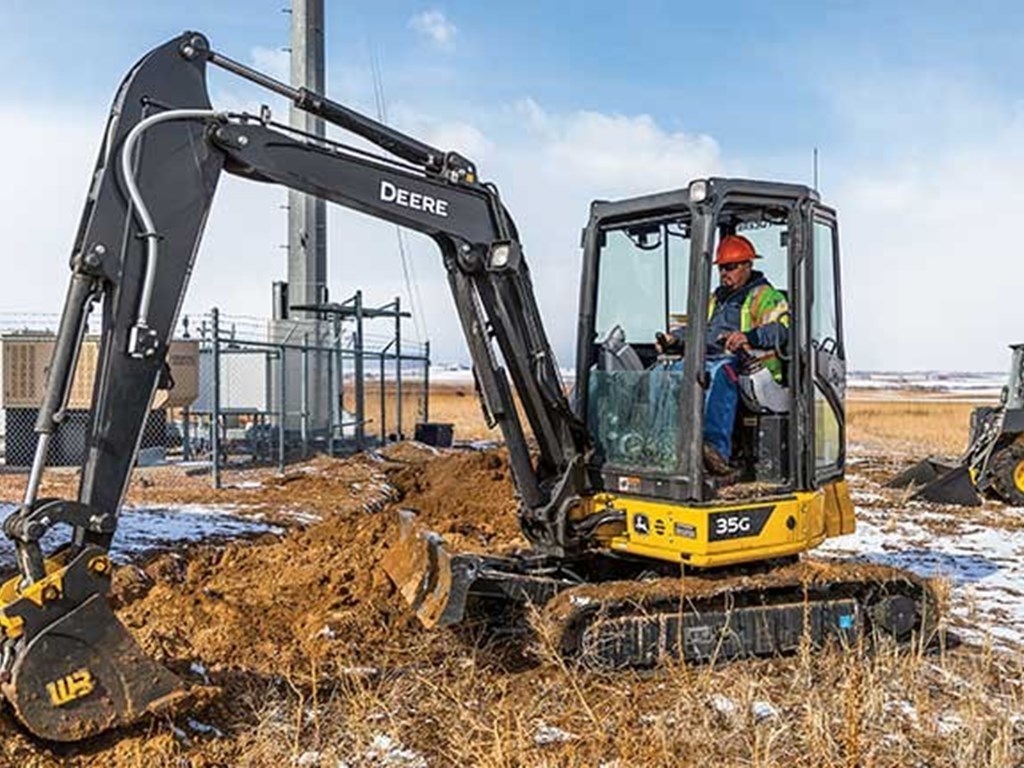 Compact Excavators Photo