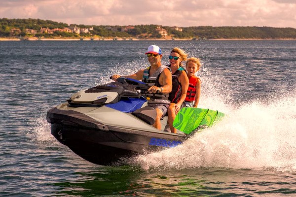 Tow Sports Photo