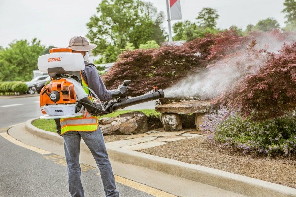 Backpack Sprayers Photo