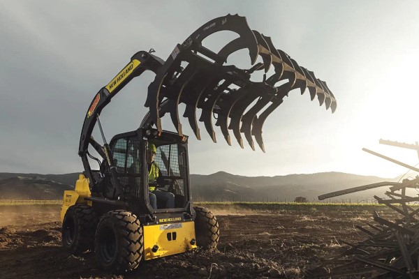 Skid Steer Loaders Photo