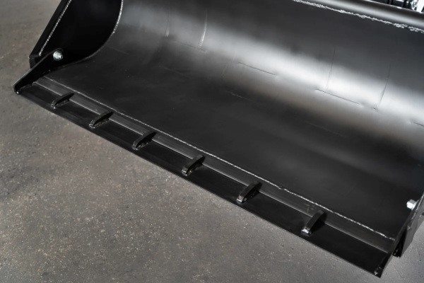 Wear Blade (WB) Photo