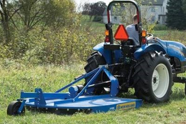 Rear-Mount Finish Mowers Photo