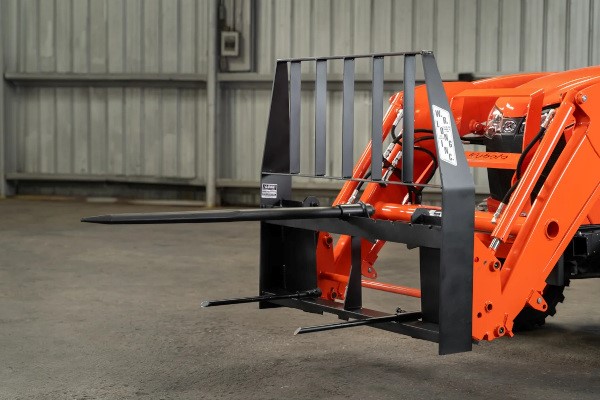 Round Bale Spear Photo