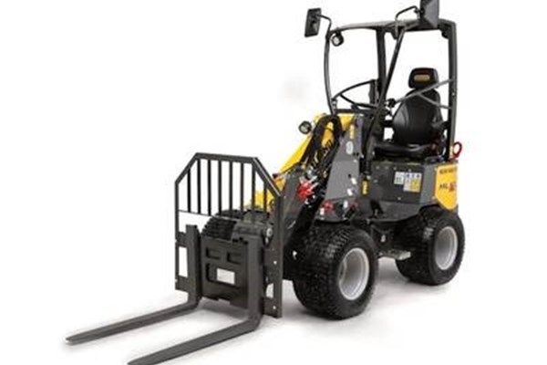 Small Articulated Loaders Photo