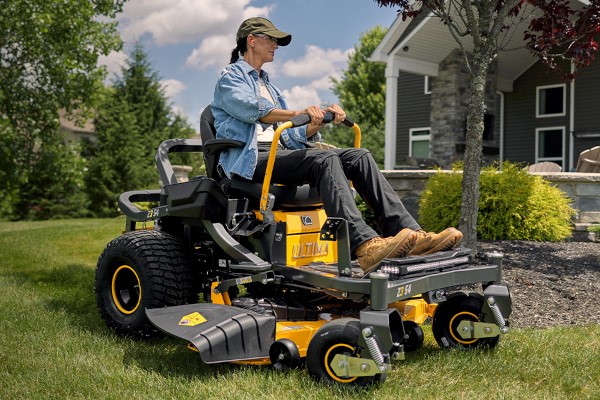 Zero-Turn Riding Mowers Photo
