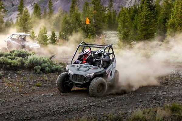 2024 RZR 200 EFI Photo