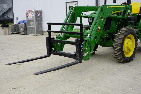 Pallet Forks Photo