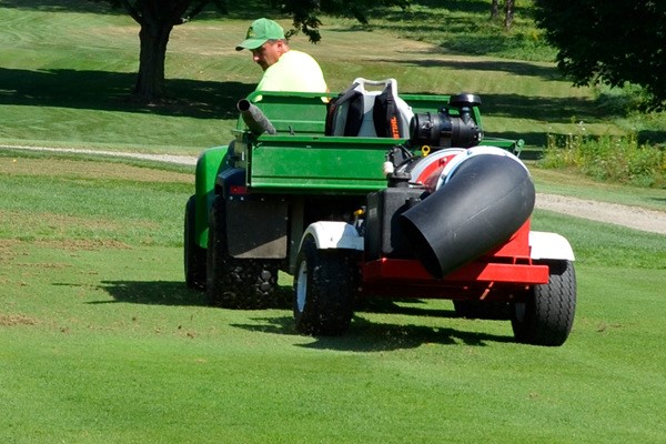 Debris & Leaf Blowers Photo