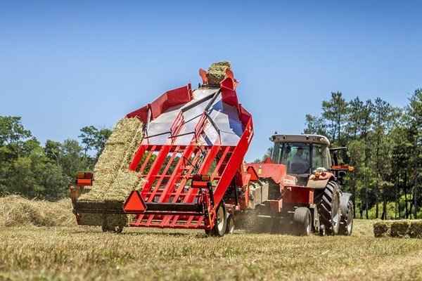 Bale Accumulator System Photo