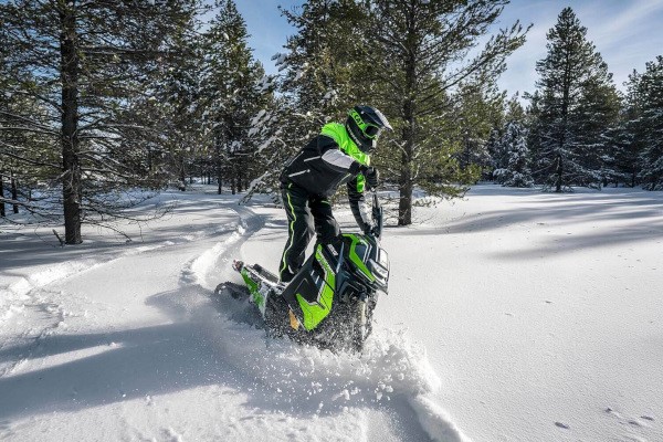 Enduro Snowmobiles Photo
