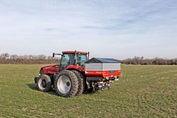 Fertilizer Spreaders Photo