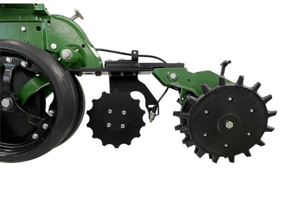 Planter-Mount Fertilizer Equipment Photo