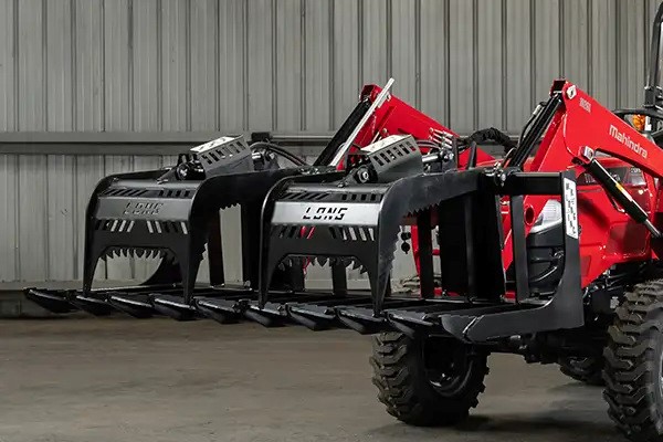 Open Bottom Grapple 2 Photo