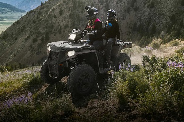 2024 Sportsman Touring 570 Photo