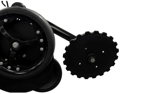 6200-012 Notched Closing Wheel for Air Seeders Photo