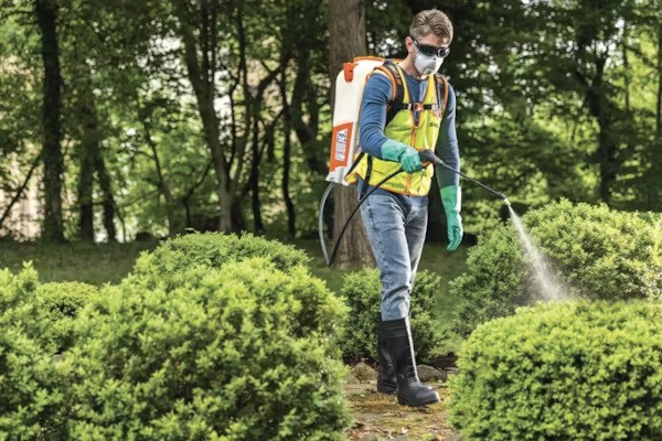 Battery Sprayers Photo