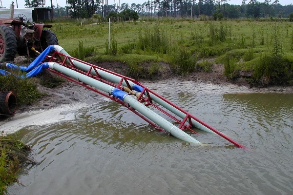 Typhoon 8800 High Volume Water Pumps Photo