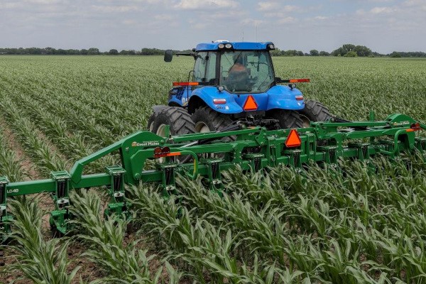 Lister Cultivator Photo