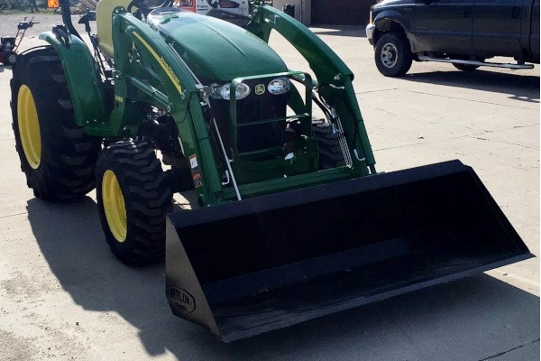 Compact Tractor Buckets Photo