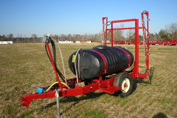 Low Profile Trailer Sprayer Photo
