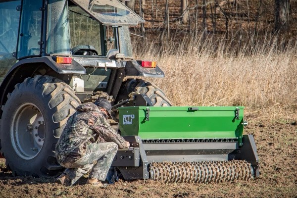 GROUND-BREAKER Photo