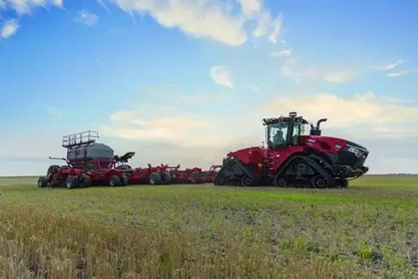 Steiger Series Photo