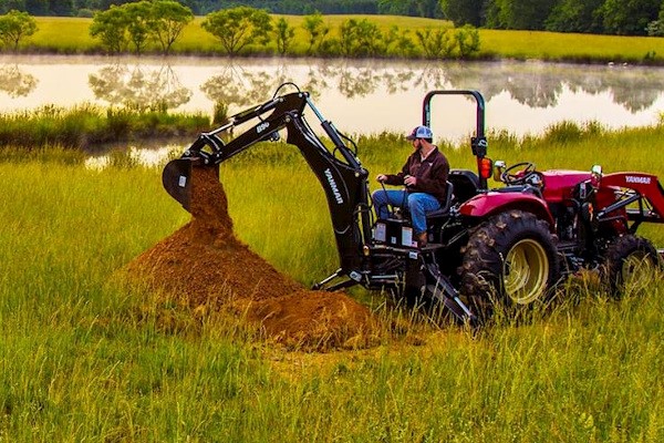 Digging, Lifting & Moving Photo