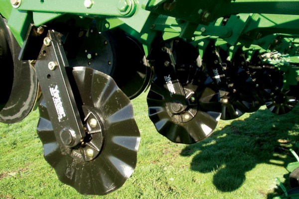 Planter-Mount Coulters Photo