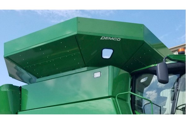 Combine Grain Tank Extensions & Tip-Ups Photo