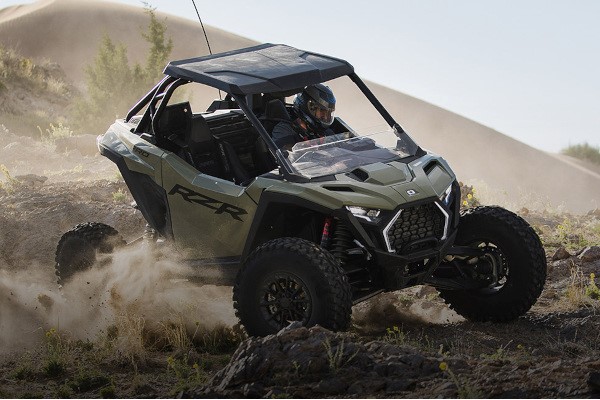 2025 RZR Pro S Photo