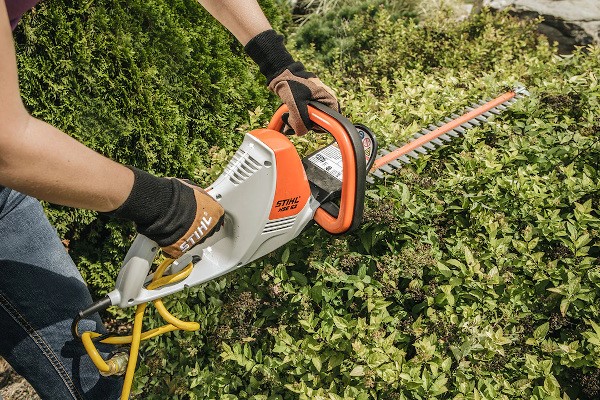 Electric Hedge Trimmers Photo