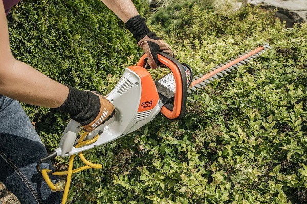 Electric Hedge Trimmers Photo