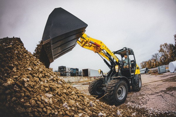 Articulated Loaders Photo
