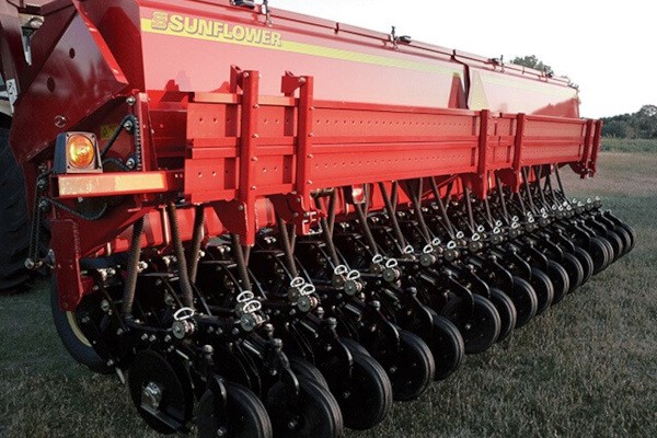 9413 Three-Point Grain Drill Photo
