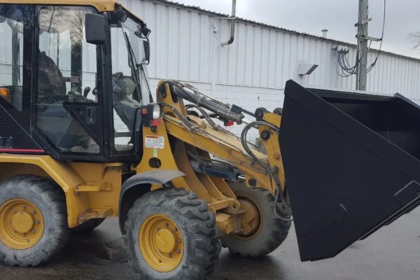 Telehandler Mounting Plates Photo