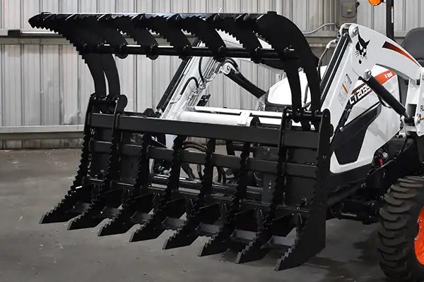 Gladiator Grapple Photo