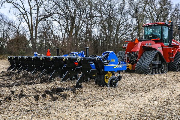 2500 Series In-Line Ripper Photo