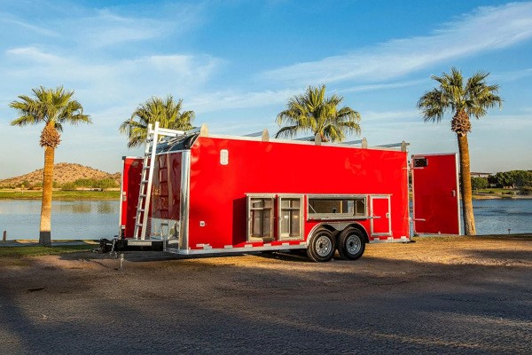 Contractor Trailers Photo