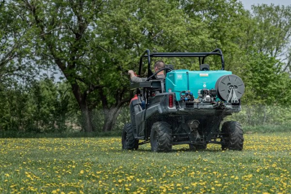 UTV Sprayers Photo