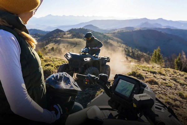 2024 Sportsman RIDE COMMAND Edition Photo