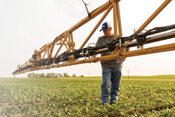 Application & Boom Controls Photo