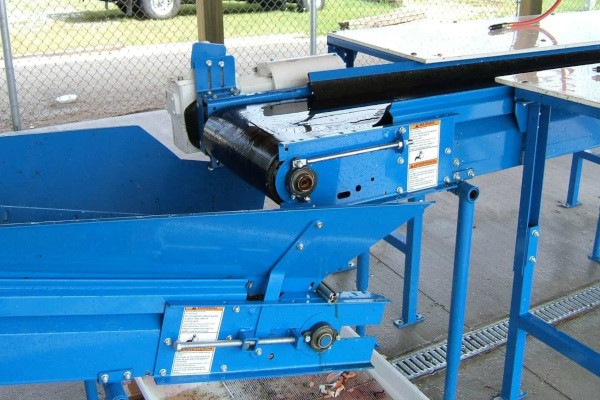 Conveyors & Feeders Photo