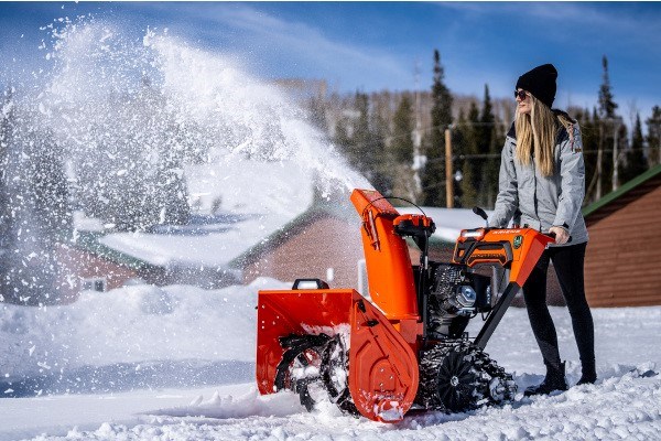Snow Blowers Photo