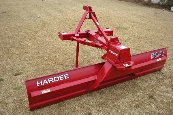 Rear Mounted Scraper Blades Heavy Duty Photo