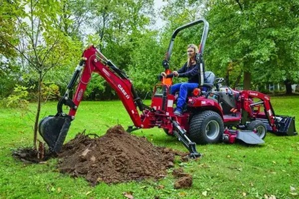 Farmall Subcompact Series Photo