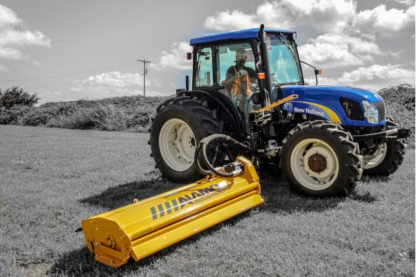 Side Mount Flail Photo