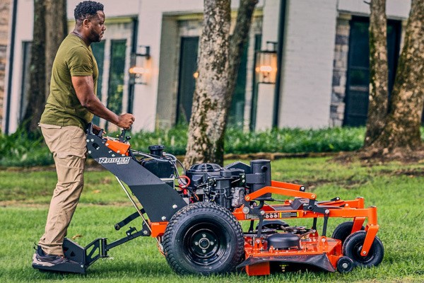 Raider Walk Behind Zero Turn Mower Photo