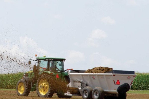 Manure Spreaders Photo